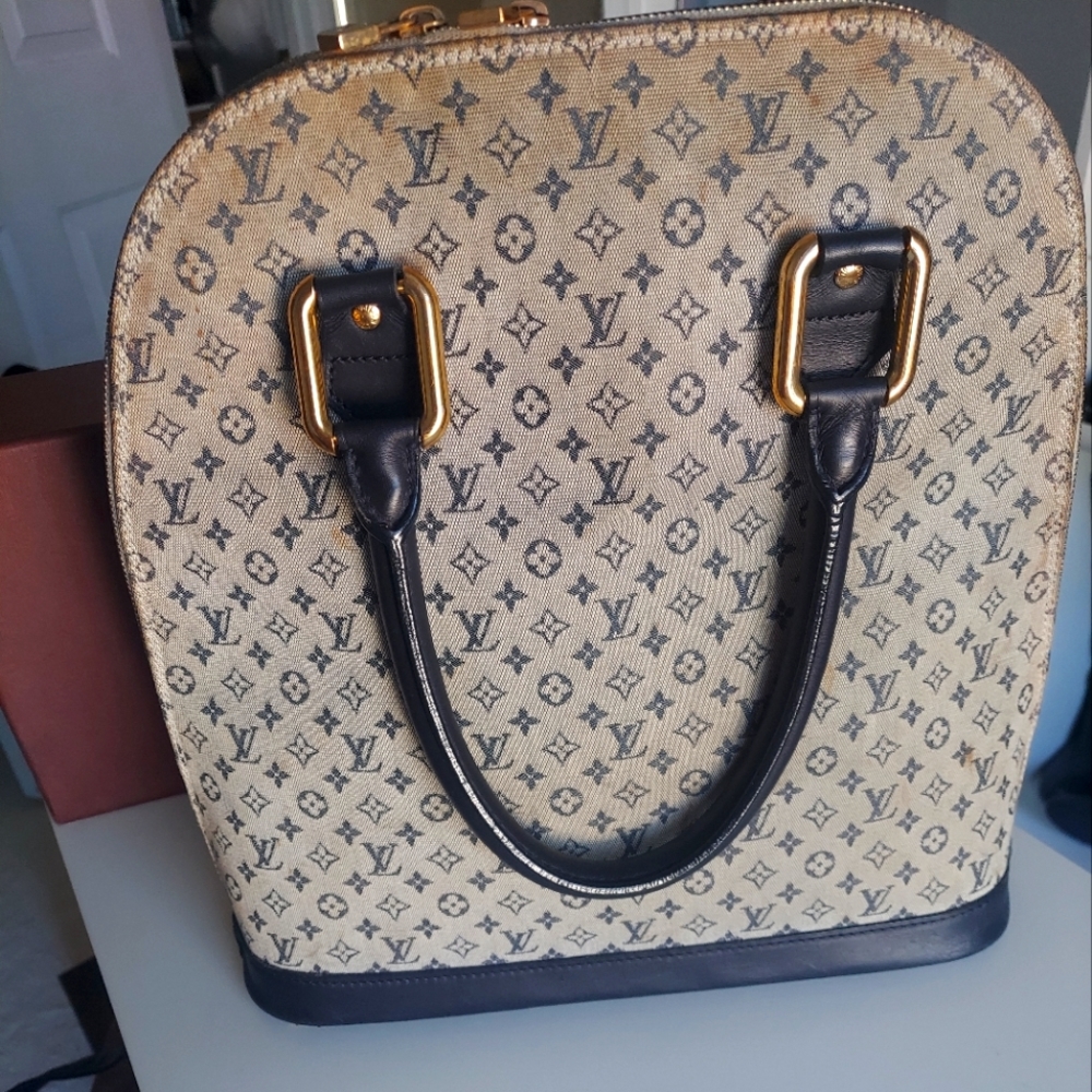 Authentic Louis Vuitton Handbag Blue